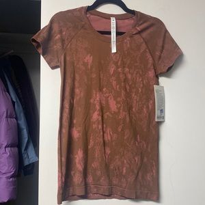 NWT Lululemon Swiftly Shirt 2.0